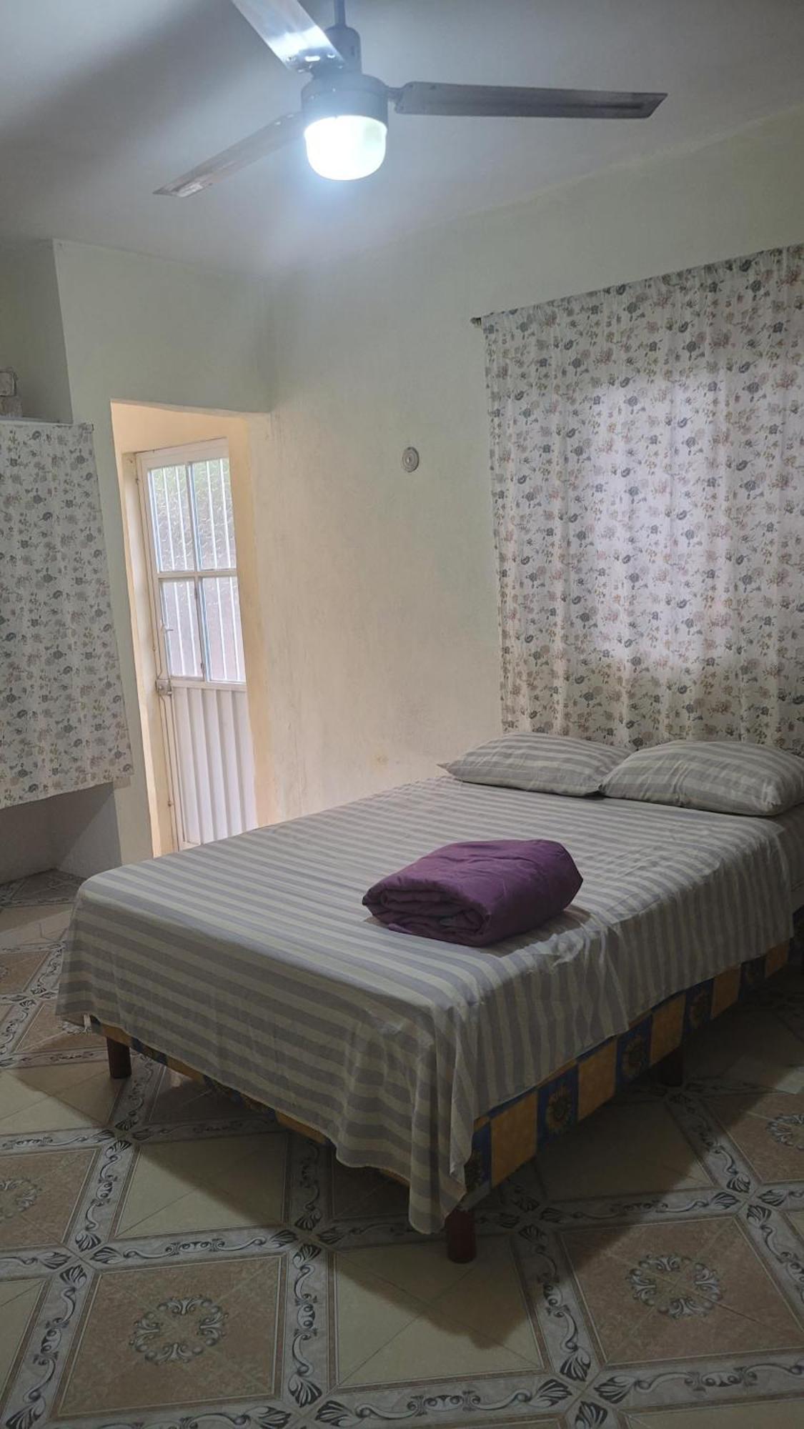 Casa San Bernardino De Siena Sisal Villa Валядолид Екстериор снимка